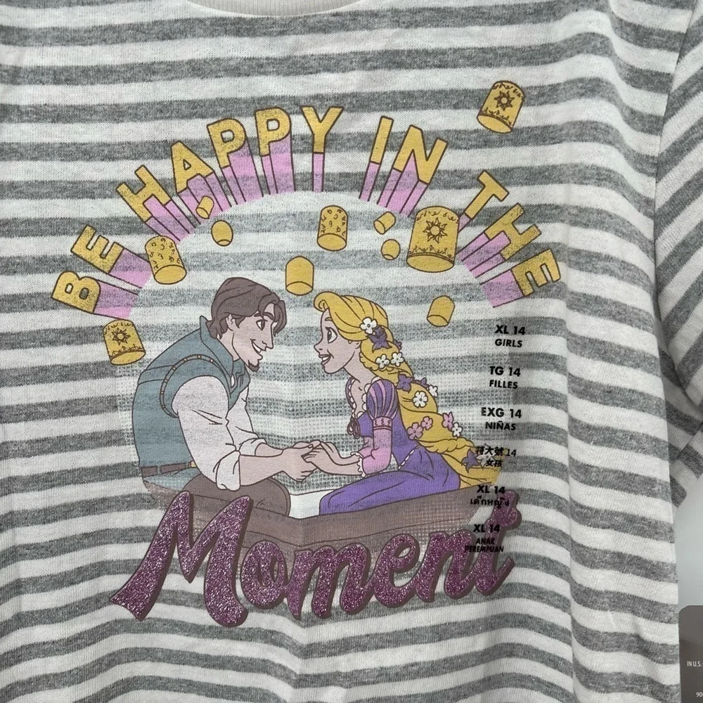 Disney “ Be Happy In The Moment “ Tee Shirt Girls Size XL NEW